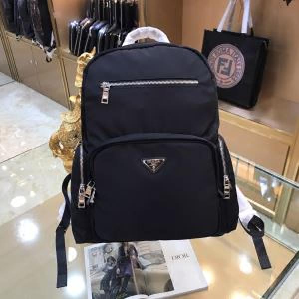 プラダ PRADA リュック 【2026春夏】最新コレクション おしゃれデザインも大人気.57.