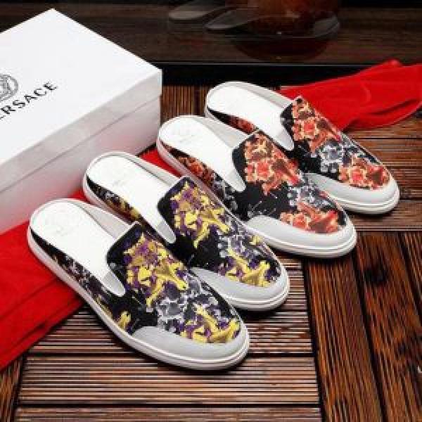 今年春夏ファション流行り VERSACE ヴェルサーチ サボサンダル 2色可選 【2026春夏】最新コレクション