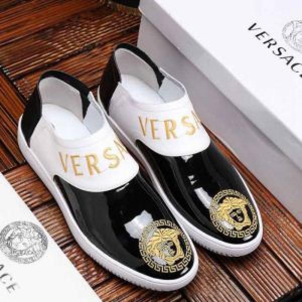 VERSACE ヴェルサーチ カジュアルシューズ  2色可選 2026春夏トレンドアイテム 今季は特に注目ファション