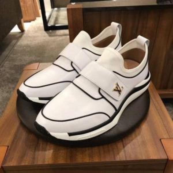 2026年最新ファッション 知的な夏のスタイル LOUIS VUITTON ルイ ヴィトン ランニングシューズ 3色可選