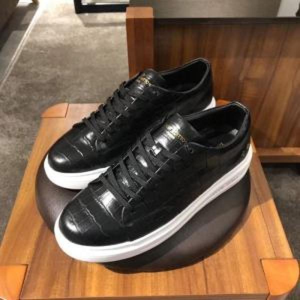 魅力的なカラー使い LOUIS VUITTON ルイ ヴィトン ランニングシューズ 2色可選 《2026年》今、注目のストリート