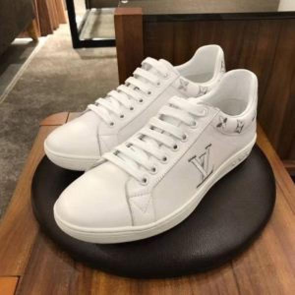 2025春夏も引き続き人気セール 暑い今こそ活躍させたい！ LOUIS VUITTON ルイ ヴィトン カジュアルシューズ