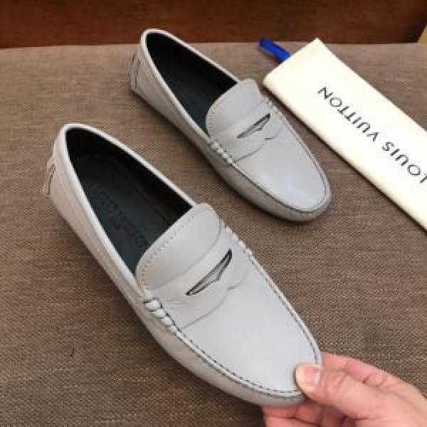 2026春夏は人気定番 LOUIS VUITTON ルイ ヴィトン カジュアルシューズ 3色可選 ブランドの話題の新作も！