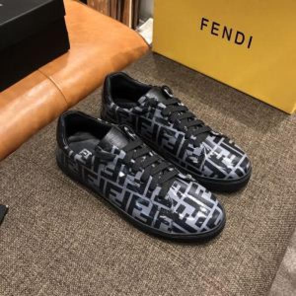 まずは定番！人気アイテム FENDI フェンディ カジュアルシューズ 3色可選 2025春夏トレンドアイテム