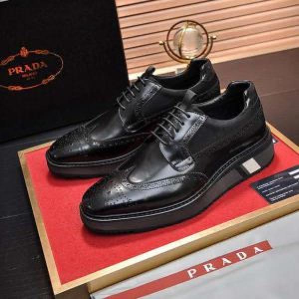 PRADA プラダ ビジネスシューズ 2026春夏のトレンド新商品 注目度が高まり最新コレクション