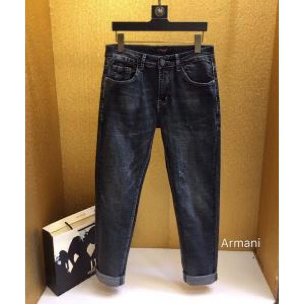 オシャレ上級者に  アルマーニ ARMANI  バーバリーコピー  2026年夏の一押しファッションアイテム