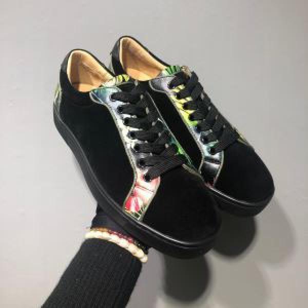 2026春夏は人気定番 クリスチャンルブタン Christian Louboutin スニーカー、靴 3色可選 ブランドの話題の新作も！