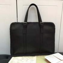 《2026年》今、注目のストリート ボッテガ ブランド BOTTEGA VENETA ビジネスバッグ お洒落トレンド人気.61.