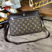 2色可選 斜め掛けバッグ ルイ ヴィトン LOUIS VUITTON 2026夏ファション新品 定番のスタイル春夏限定.45.