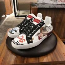 暑い今こそ活躍させたい！ Dolce&Gabbana ドルチェ＆ガッバーナ カジュアルシューズ 【2026年】夏のファッション