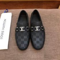 ブランドの話題の新作も！ 2025春夏トレンドアイテム LOUIS VUITTON ルイ ヴィトン カジュアルシューズ 2色可選