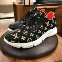 LOUIS VUITTON ルイ ヴィトン カジュアルシューズ 2色可選 《2026年》今、注目のストリート 暑い季節も大活躍