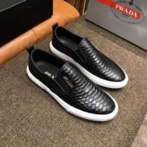 カジュアルシューズ 2026春夏トレンドアイテム 今期のトレンド定番アイテム PRADA プラダ