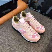 海外セレブは大人気 VALENTINO ヴァレンティノ カジュアルシューズ 3色可選 男女兼用 2025年春夏シーズンの人気
