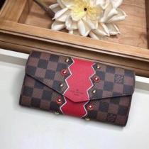 今流行のストリート上品 ルイ ヴィトン LOUIS VUITTON 財布 2026春夏は人気定番.108.