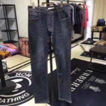 シンプルながら切れ味のいい  ヒューゴボス HUGO BOSS  202...