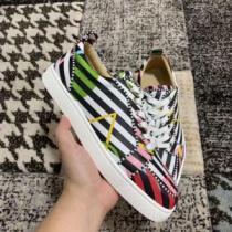 男女兼用 スニーカー、靴 2026年の春夏に着たい 季節をまたい新作アイテム クリスチャンルブタン Christian Louboutin