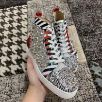 クリスチャンルブタン Christian Louboutin スニーカー、靴 2色可選 《2026年》今、注目のストリート 暑い季節も大活躍