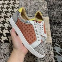 特に夏は人気アイテム 2026春夏人気トレンドアイテム クリスチャンルブタン Christian Louboutin スニーカー、靴 2色可選