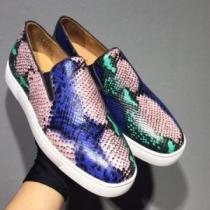 最新のトレンドブランド人気的 2026春夏は人気定番 クリスチャンルブタン Christian Louboutin スニーカー、靴 2色可選