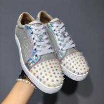 スニーカー、靴  オススメしたい最新注目ファション 2026年春夏シーズンの人気 クリスチャンルブタン Christian Louboutin