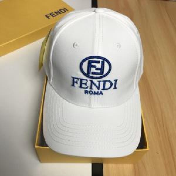2026春夏トレンドアイテム 今年春夏ファション流行り フェンディ FENDI ベースボールキャップ 2色可選