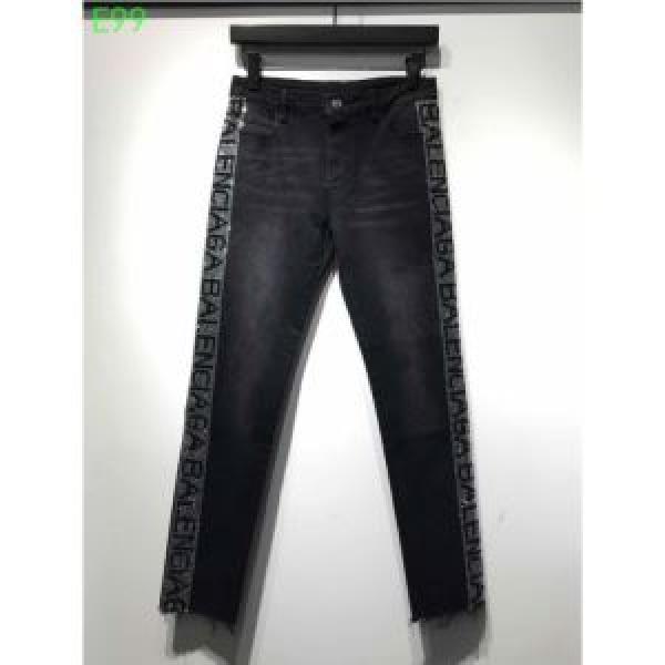 バレンシアガ BALENCIAGA デニムパンツ 2026春夏は人気定番 ブランドの話題の新作も！