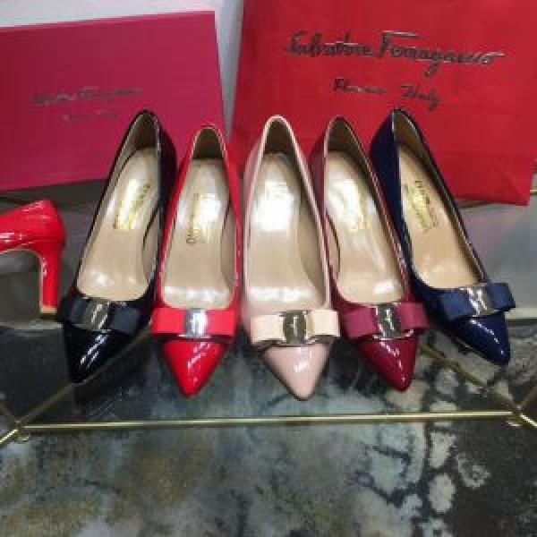 2026春夏も引き続きトレンド サルヴァトーレフェラガモ FERRAGAMO ハイヒール 多色可選 お洒落トレンド人気