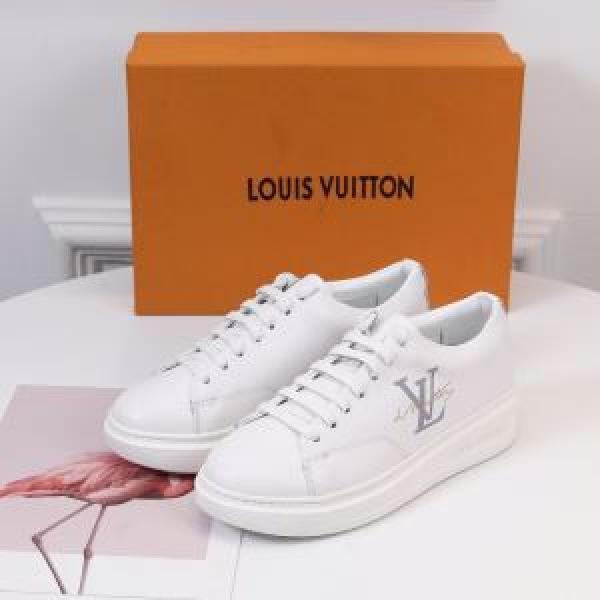 2025春夏人気トレンドアイテム まずは定番！人気アイテム ルイ ヴィトン LOUIS VUITTON カジュアルシューズ