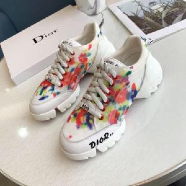 ディオール DIOR カジュアルシューズ 2026年春夏のトレンドアイテム 今季流行りの人気新作