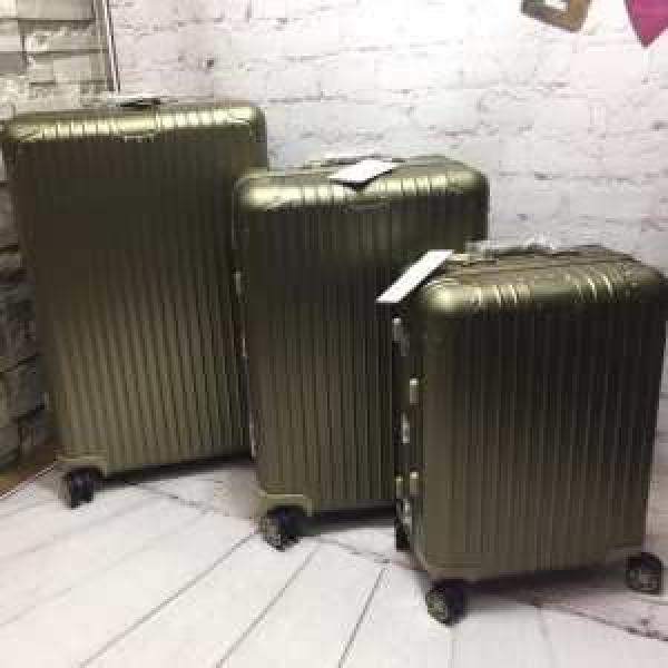 Rimowa オススメしたい最新注目ファションスーツケース 2026春夏は人気定番すっきりした印象に リモワ.559.