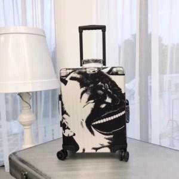 リラックス感のあるゆったり リモワ Rimowa オススメしたい最新注目ファション 2026春夏 スーツケース.559.