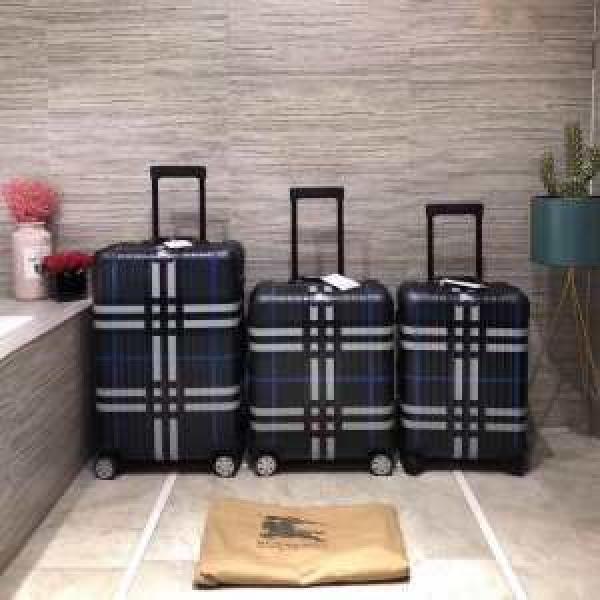 すごく稀少カラー バーバリー入荷予定  BURBERRY スーツケース 2026限定 男性に人気.48..48.