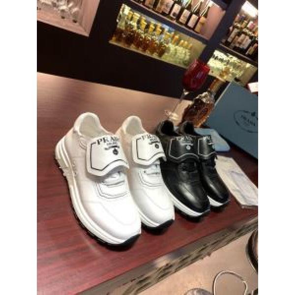 プラダ PRADA ランニングシューズ 2色可選 2026年最新ファッション ブランドの話題の新作も！