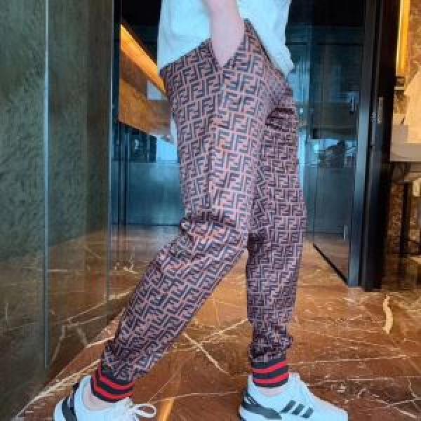 ブランド ジーンズ フェンディ FENDI さわやか夏スタイル新品 2026春夏人気トレンドアイテム