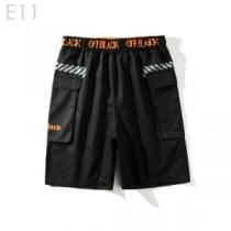 今流行りの最新コレクション Off-White 2026年春夏シーズンの人気 オフホワイト スエットパンツ