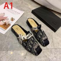 今シーズン注目のデザイン 2026春夏トレンドアイテム ディオール DIOR サボサンダル 3色可選