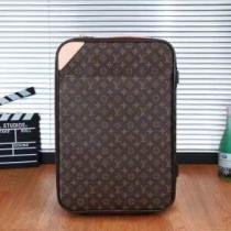 ルイ ヴィトン LOUIS VUITTON 2026春夏の大注目トレンド スーツケース 手持ち在庫あり海外セレブ愛用.45.