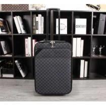 新作コレクションを見るLOUIS VUITTON  スーツケース ルイ ヴィトン2026SSのトレンド商品.45.