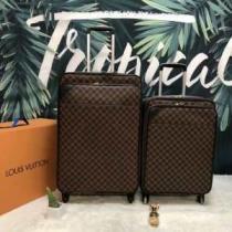 LOUIS VUITTON  春色の最旬の人気アイテムスーツケース ルイ ヴィトン2026年夏の一押しファッションアイテム.45.