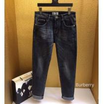 ブランド ジーンズ 2026年の春夏に着たい 2026年春夏流行ファッション バーバリー BURBERRY