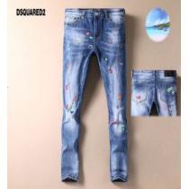 海外セレブは大人気 おしゃれな夏ファッション2026 ディースクエアード DSQUARED2 ブランド ジーンズ