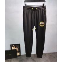 ヴェルサーチVERSACE デニムパンツ 春夏の流行り2026新品 おしゃれデザインも大人気