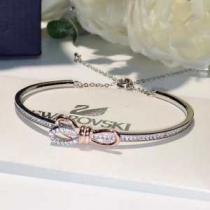 スワロフスキー SWAROVSKI ブレスレット春夏らしい爽やかさ 2026年春夏のトレンドアイテム.554.