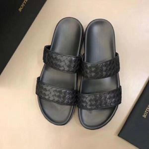 ボッテガ ブランド BOTTEGA VENETA  春夏！大人カジュアル サンダル 【2026年】夏のファッション