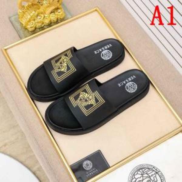 2色可選 着るだけで上品なスタイル サンダル  2026春夏トレンドアイテム ヴェルサーチVERSACE  知的優秀アイテム