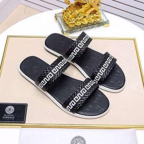 サンダル 最も目立ったブランド新品  2025夏色っぽさ ヴェルサーチVERSACE 夏の王道　適度な上品さ 2色可選