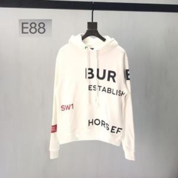 夏らしい抜け感を演出し パーカー 2026年の夏のマスト  バーバリー BURBERRY 2色可選 この夏は注目新作