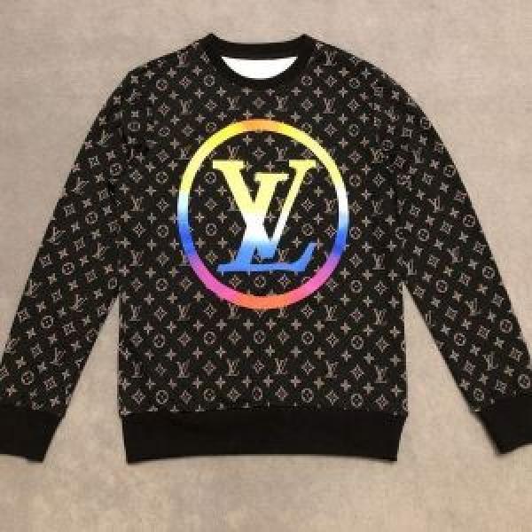 プルオーバーパーカー 夏に良く似合うちょっと新品 ルイ ヴィトン LOUIS VUITTON  おしゃれな夏ファッション2026