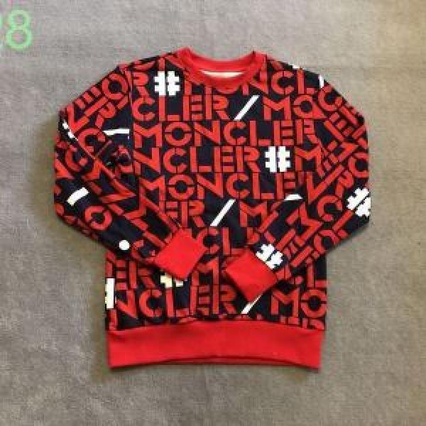 今季は特に注目ファション プルオーバーパーカー モンクレール爽やかな色合い  MONCLER 【2026春夏】最新コレクション